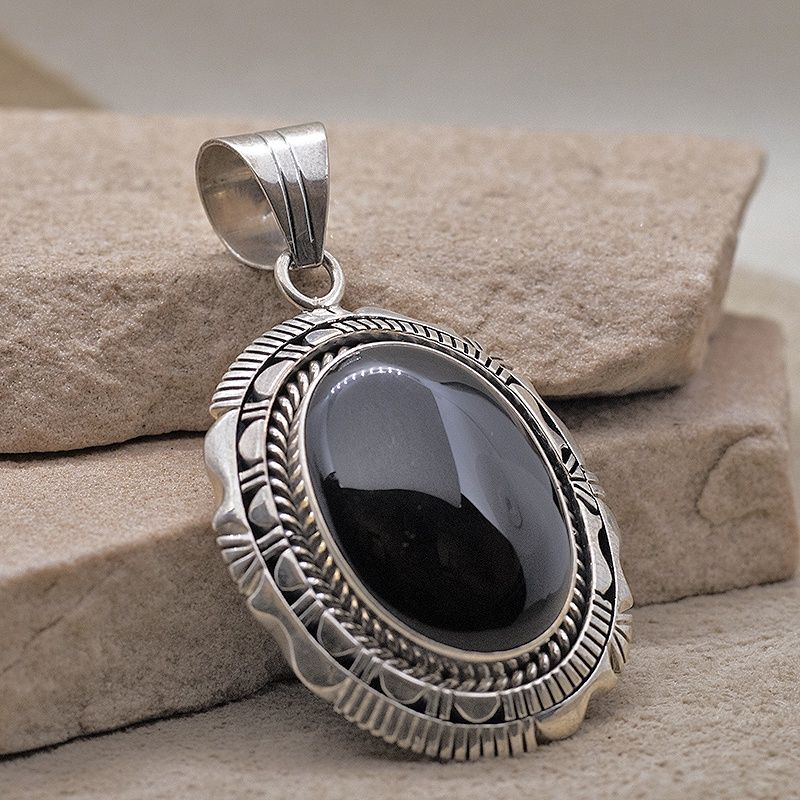 Triangle wire black onyx pendant