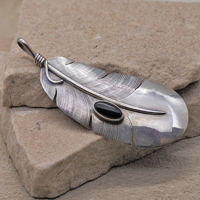 Feather pin/pendant - black onyx stone