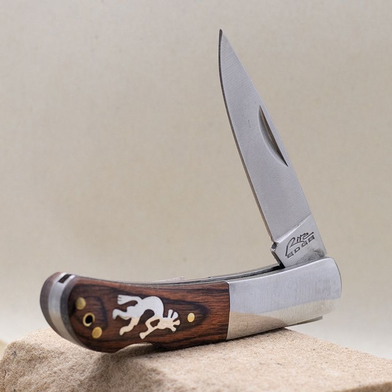 Small pocket knife w/ Kokopelli inlay