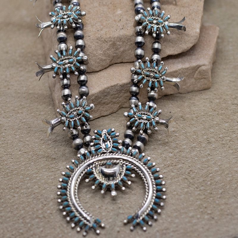 1960&#39;s Zuni needle point squash blossom