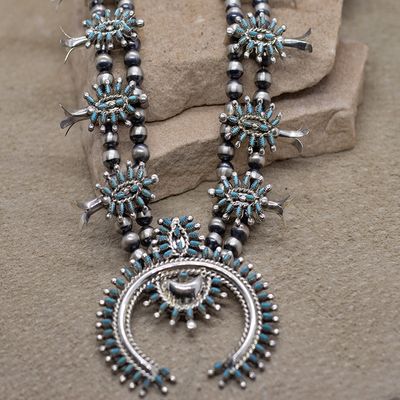 1960&#39;s Zuni needle point squash blossom