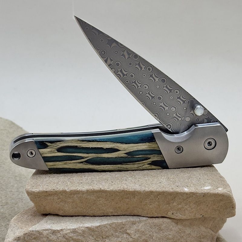 Cholla wood &amp; green inlay folding knife-Damascus