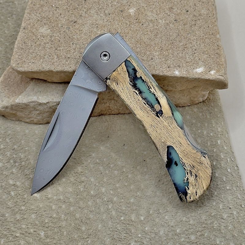 Cholla wood inlay pocket knife w/Damascus blade