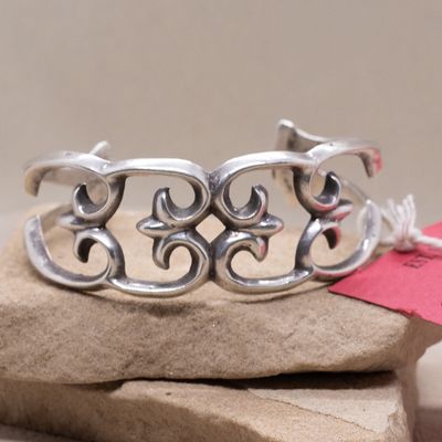 Navajo sandcast bracelet-Pawn Jewelry