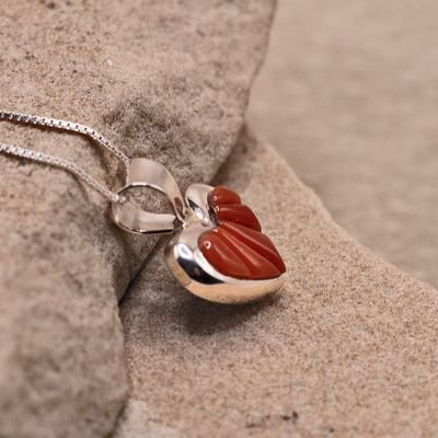 Small heart pendant w/red coral inlay