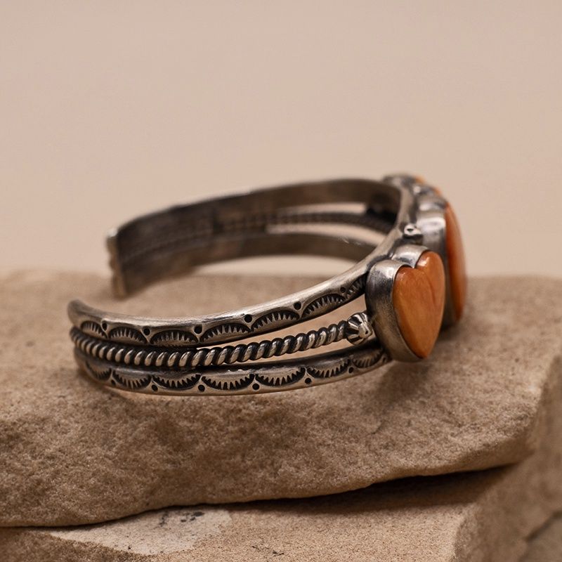 Orange spiny shell heart bracelet