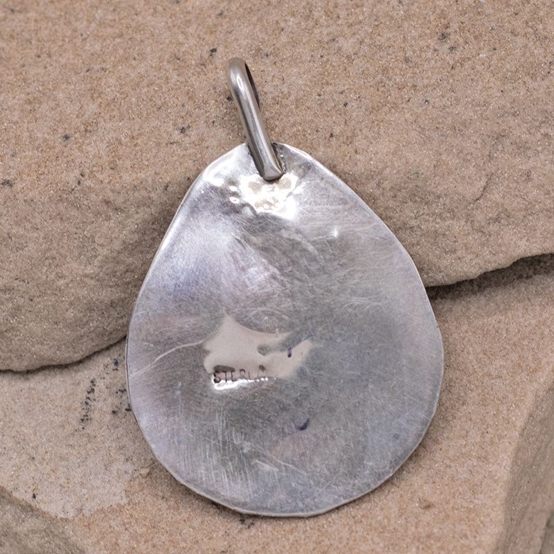 Bearclaw Pendant with Onyx  Stone