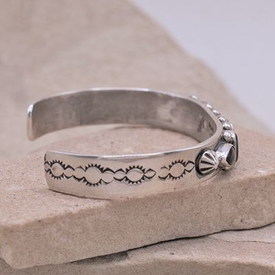 Tear drop black onyx bracelet-Linda Yazzie