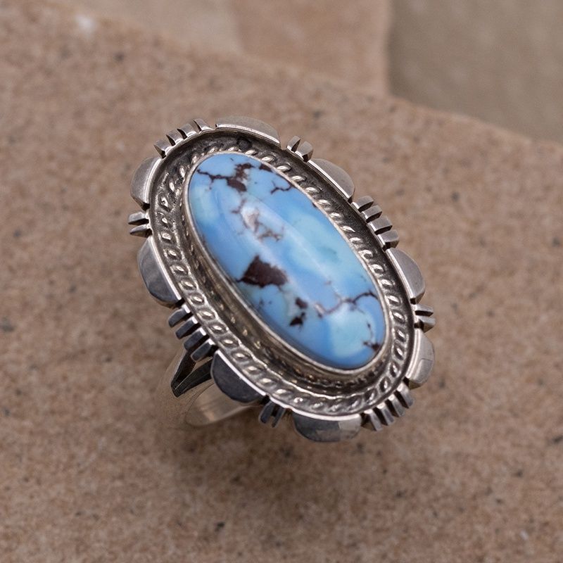 Single Stone Ring with Saw Cut Details