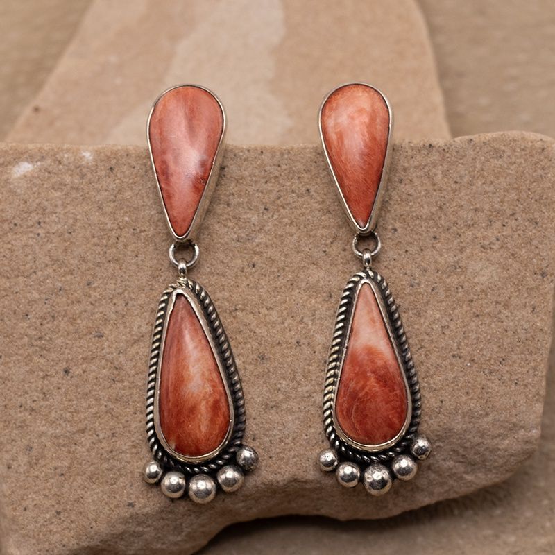 Orange Spiny Oyster Pendant &amp; Earring Set