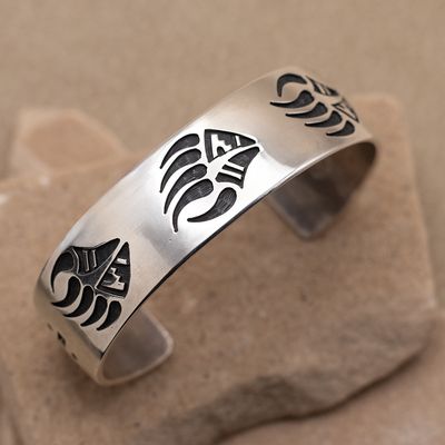 Badger Paw Overlay Cuff