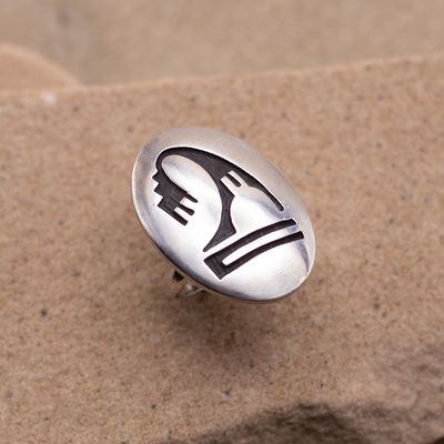 Overlay Style Wave Design Ring
