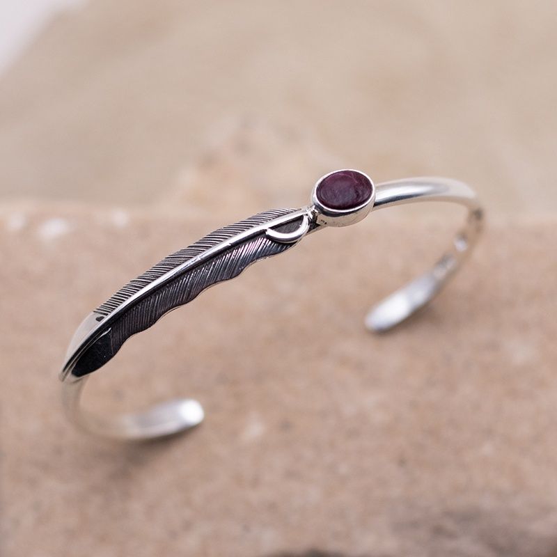 Thin feather bracelet w/ purple spiny oyster shell