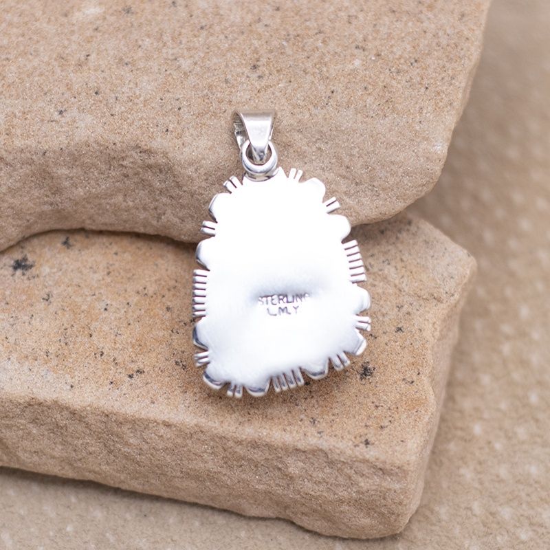 Oblong sawcut Dry Creek Pendant