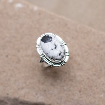 Oval White Buffalo Ring w/ Sawcut Details