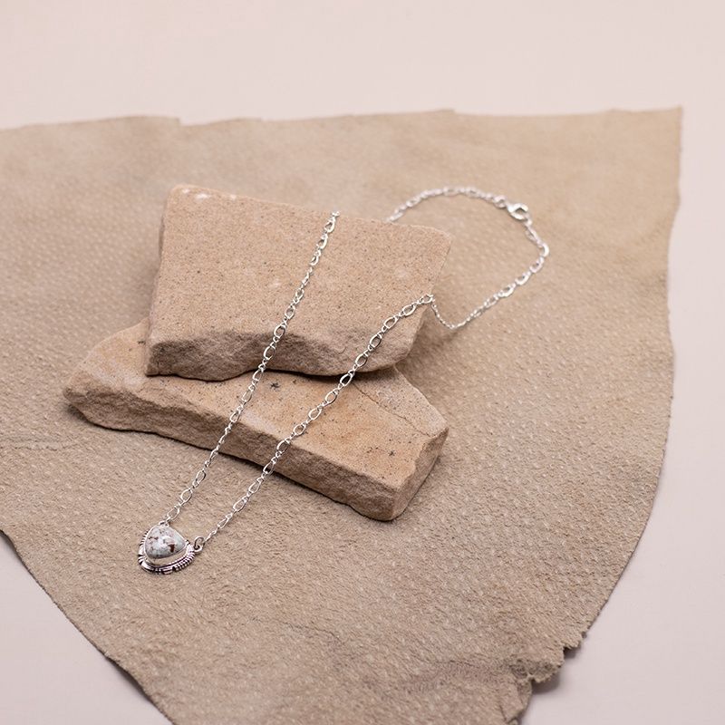 Dry Creek Turquoise One-piece Pendant Necklace