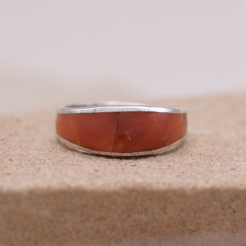 Tapered Coral Inlay Band