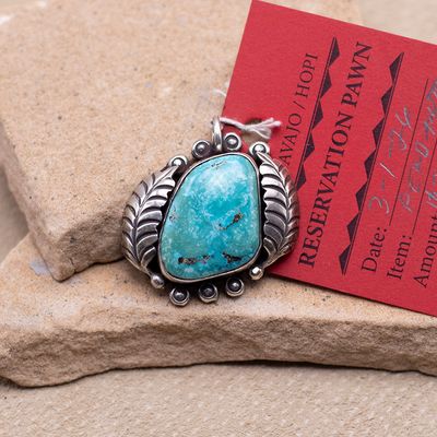 Large Single Stone Pendant with Leaf Designs