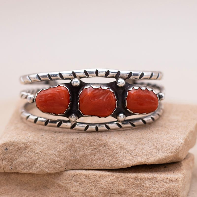 3 Stone Nugget Coral Split Wire Cuff