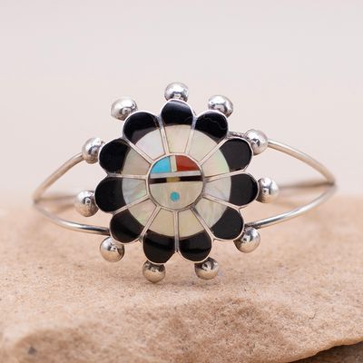 Simple Zuni Sunface Cuff
