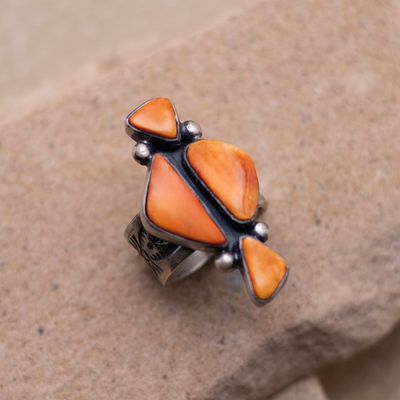 Spiny Oyster Geometric Cluster Ring