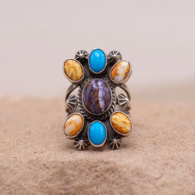 Spiny Oyster and Turquoise ring with star details