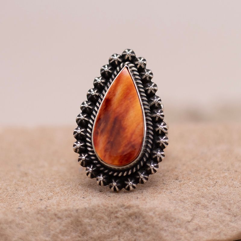 Teardrop Orange Spiny Oyster Star Ring