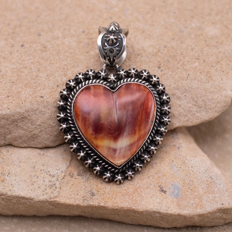 Heart Spiny Oyster Shell Star Pendant