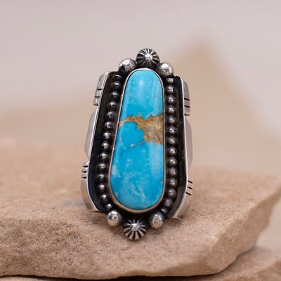 Kingman Horseshoe Ring with Repousse