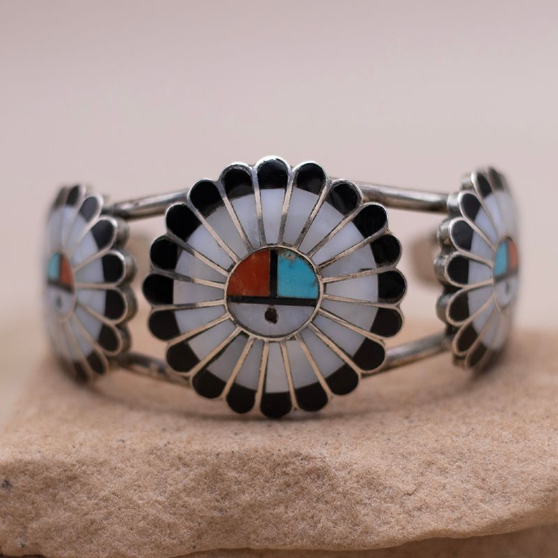 Pawn Inlay Sunface Cuff