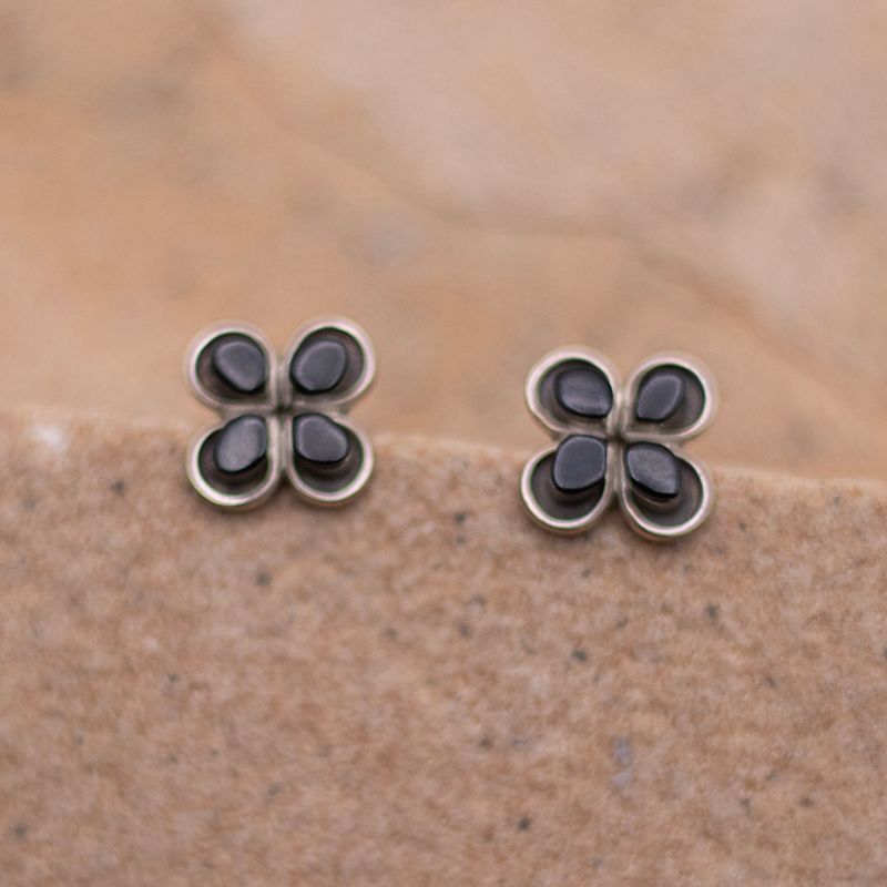 Vintage Jet Flower Earrings