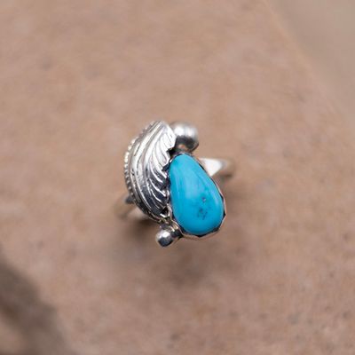 Leaf Detail and Turquoise Stone Ring