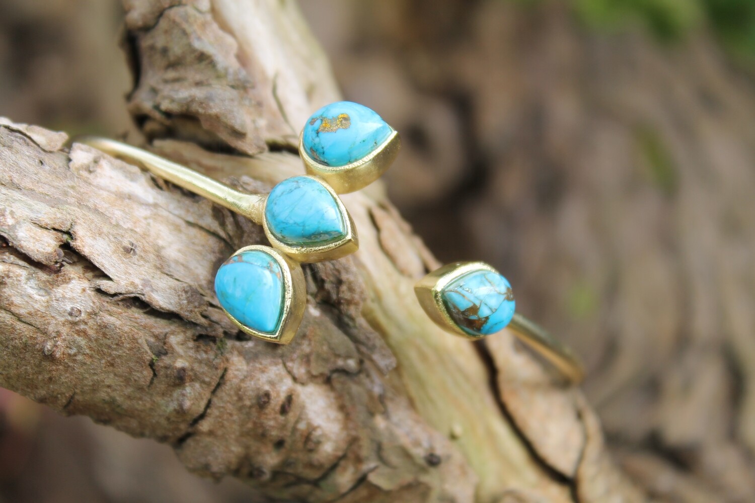 Armband met turkoois druppels