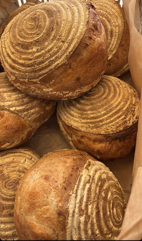 Zuurdesem brood ( licht grof)