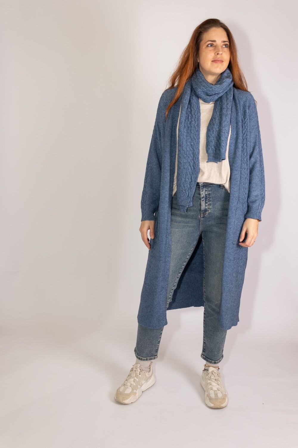 Comfy Sweatervest Aegean Blue