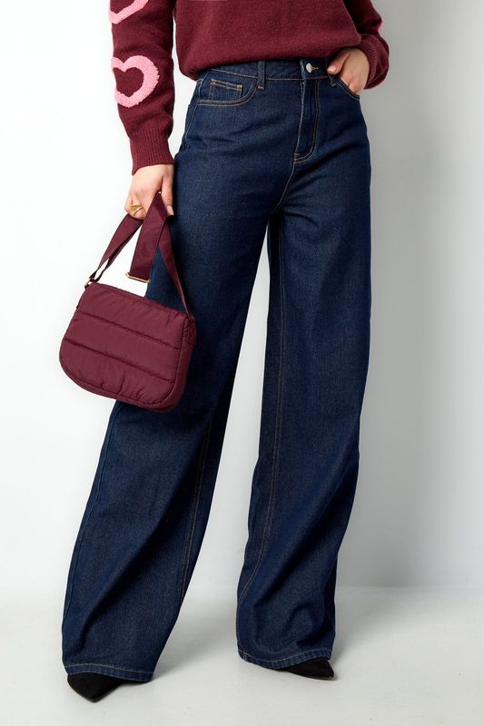 The classic cut jeans (pre-order)