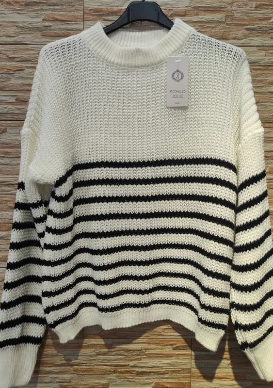 Striped sweater beige
