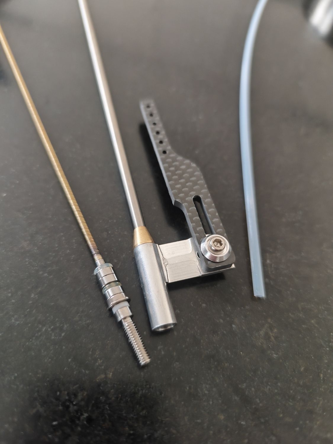 Shaft system adjustable for mini classes