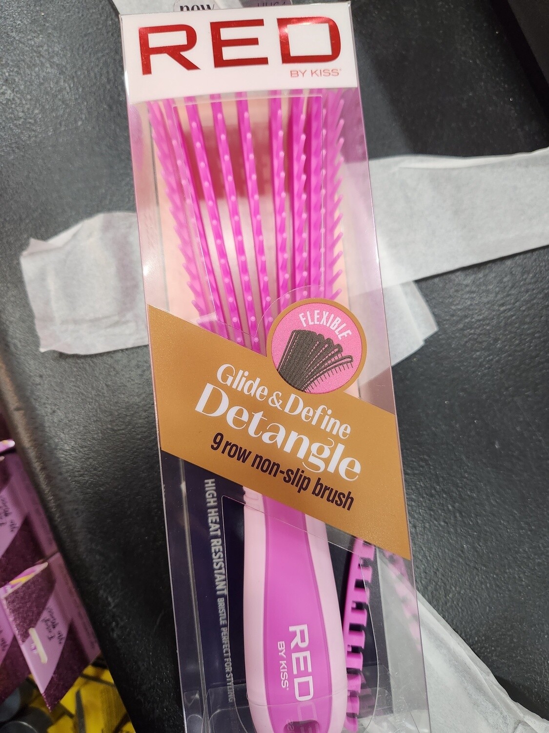 Red glide and define detangle brush