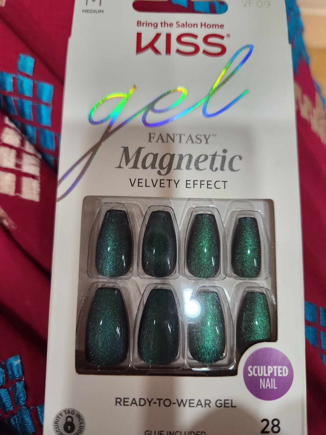 Kiss gel fantasy magnetic velvety  effect 