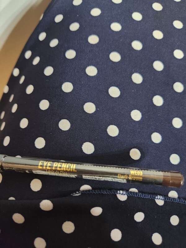 Silky smooth eye pencil dark brown 