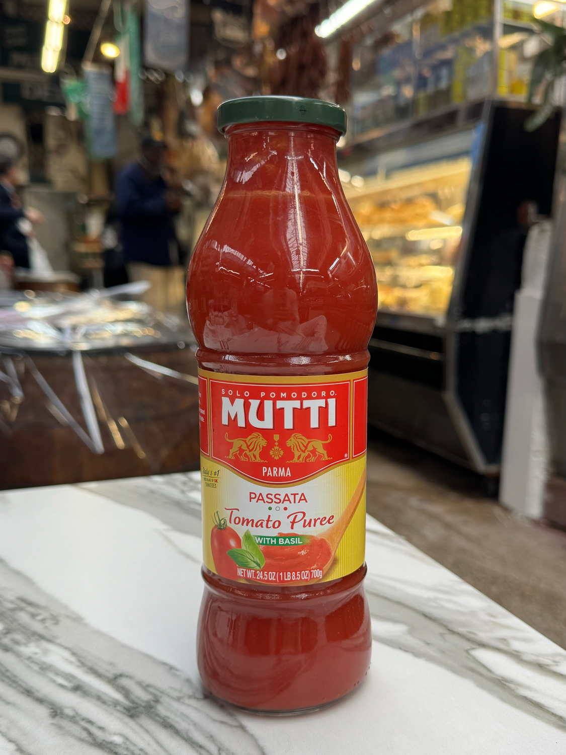 Mutti Tomato Puree With Basil