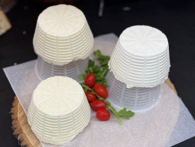 Basket Cheese