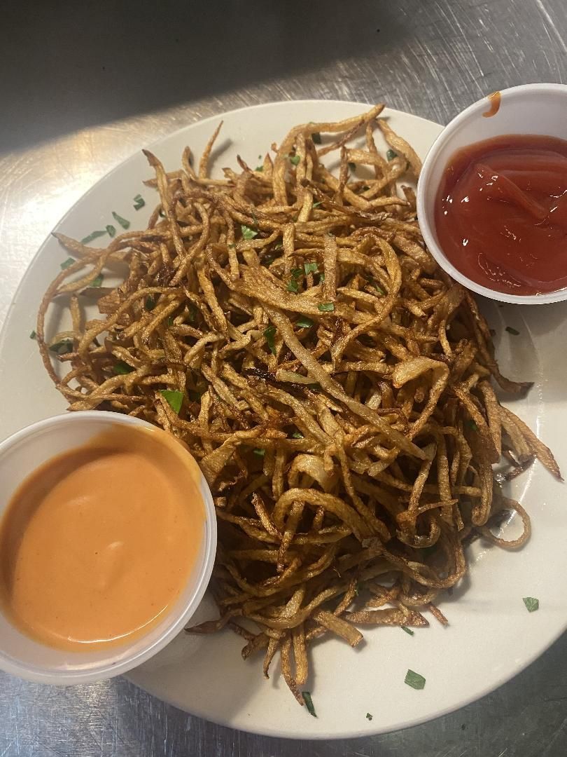 GRECO’S SHOESTRING ITALIAN FRIES GRECO’S SHOESTRING ITALIAN FRIES