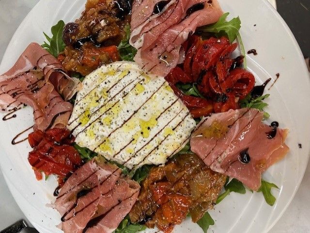 BURRATA CON PROSCIUTTO BOWL