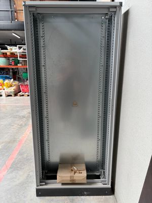 Diverse Quixtra 630 kast Onderdelen