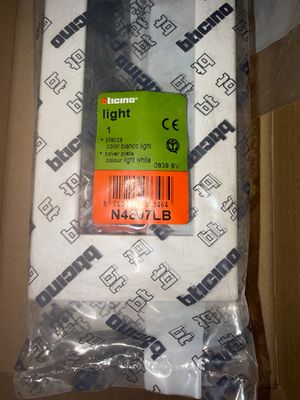 Bticino Afdekplaat Light 7 modules - Light wit - 202x80mm - N4807LB