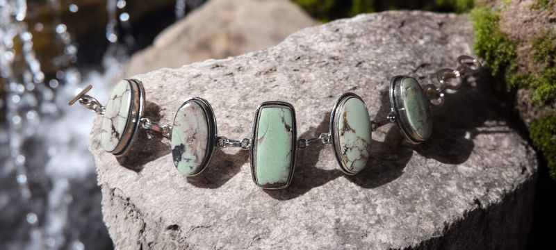 Handgemaakte armband zilver op brons met Citroenchrysopraas