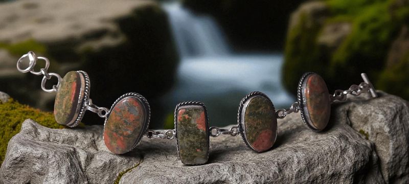 Handgemaakte armband zilver op brons met Unakiet