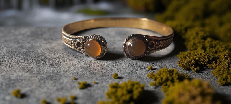 Handgemaakte armband verguld brons met Gele Agaat